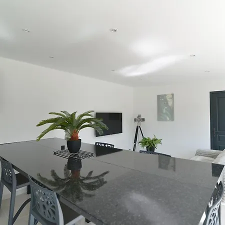 La Cigale Apartament *